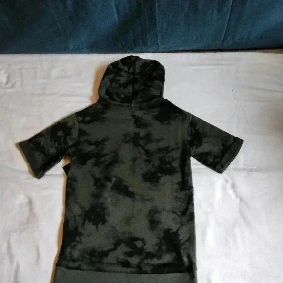 No Boundaries Hoodie NWT - Picture 2 of 4